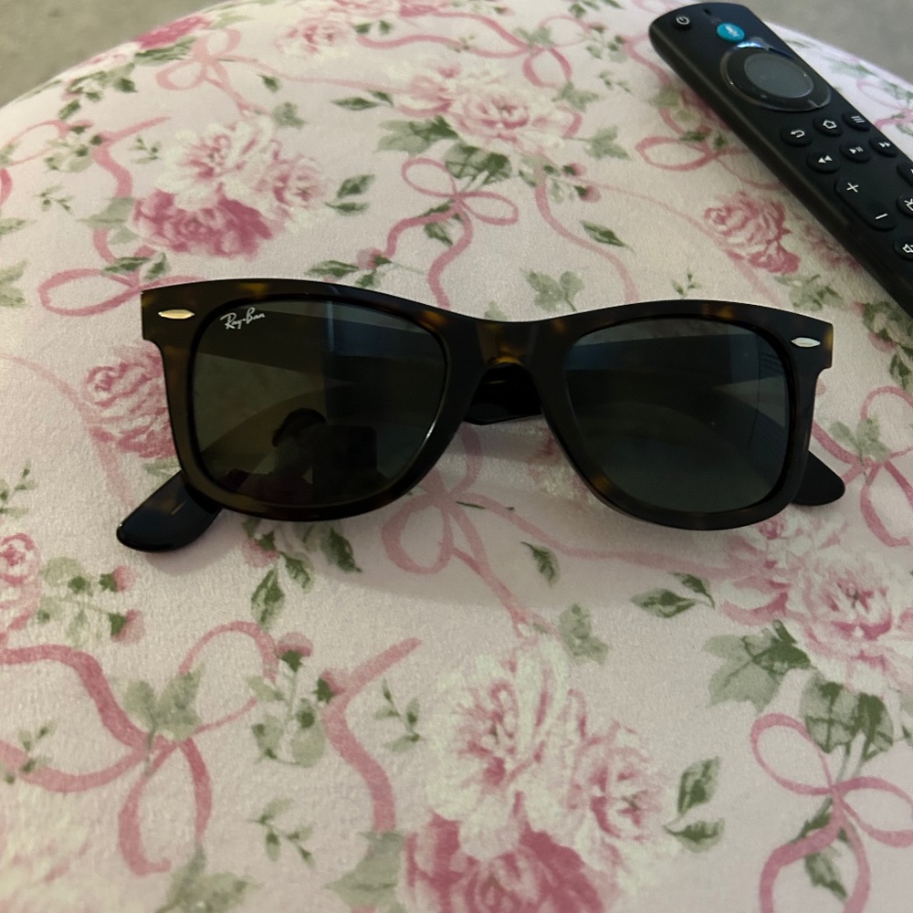 ORIGINAL RaybanWAYFARER CLASSIC